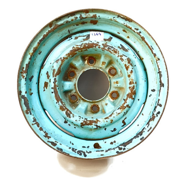 Roda Gm Chevrolet Aro 15 C10 C14 C15 C20 Veraneio Calota Azul-celeste Roda Gm Chevrolet Aro 15 C10 C14 C15 C20 Veraneio Calota Azul-celeste