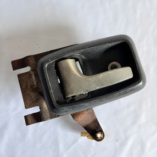 Maçaneta Trinco Porta Interna Belina Pampa Corcel - Completo Dianteira/traseira Maçaneta Trinco Porta Interna Belina Pampa Corcel - Completo Dianteira/traseira