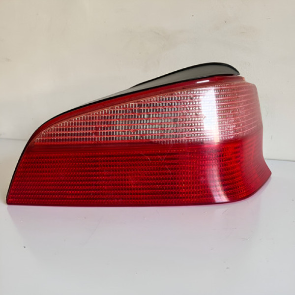 Lanterna Ld Peugeot 106 - Original Valeo (1996 À 2002) Direito Lanterna Ld Peugeot 106 - Original Valeo (1996 À 2002) Direito